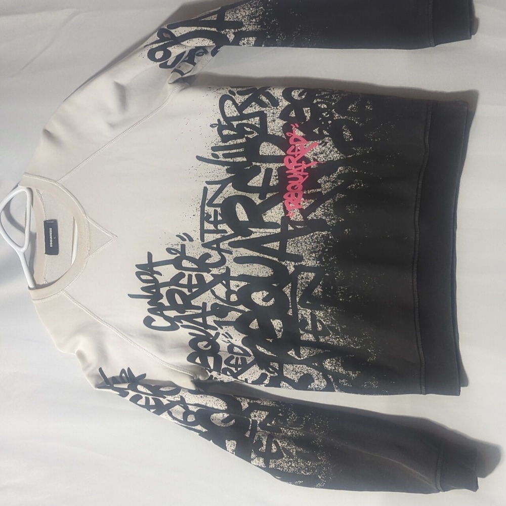 DSquared2 Size Large Men's Graffiti Sweat Shirt